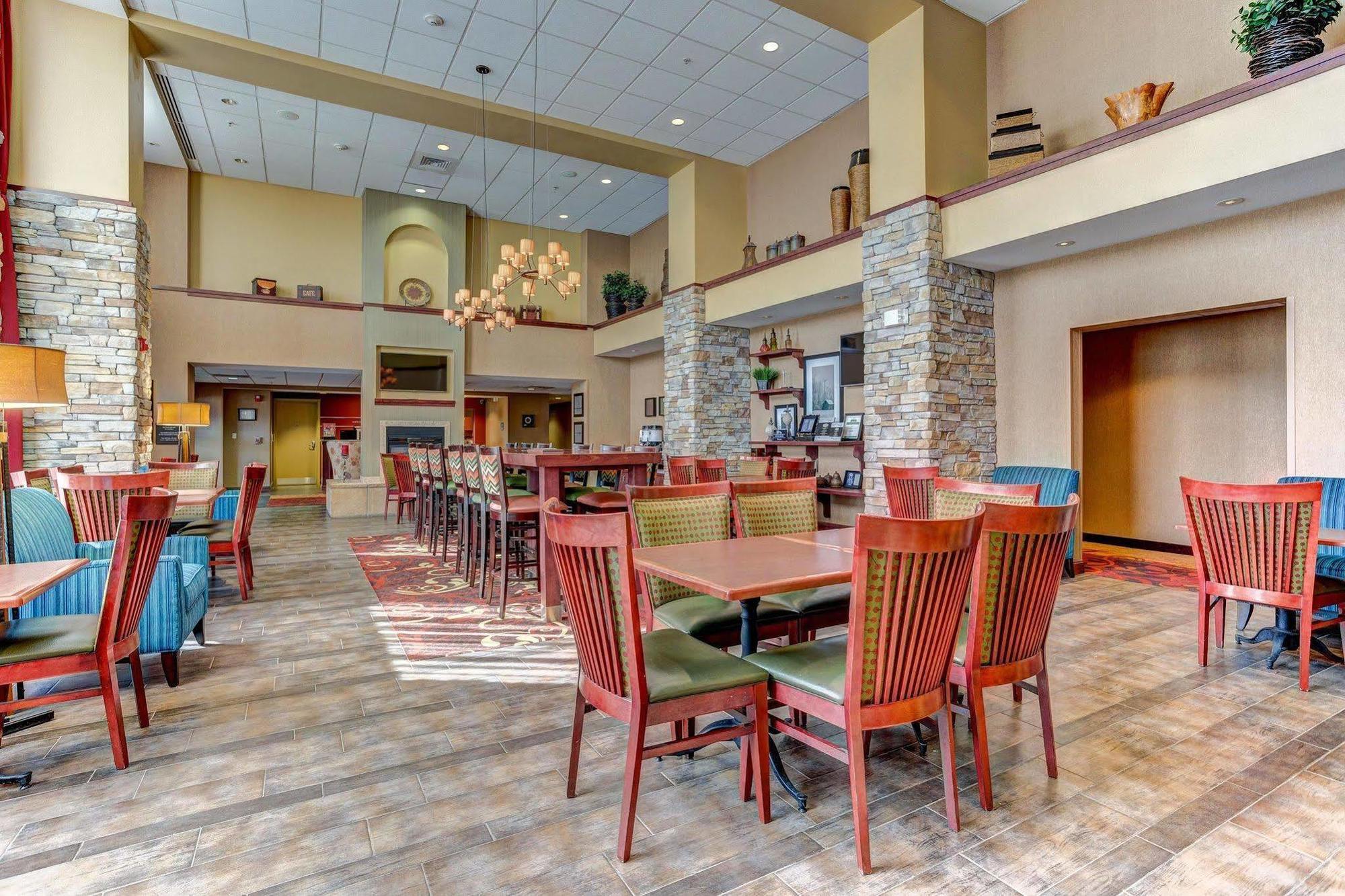 Hampton Inn & Suites Rifle Ngoại thất bức ảnh